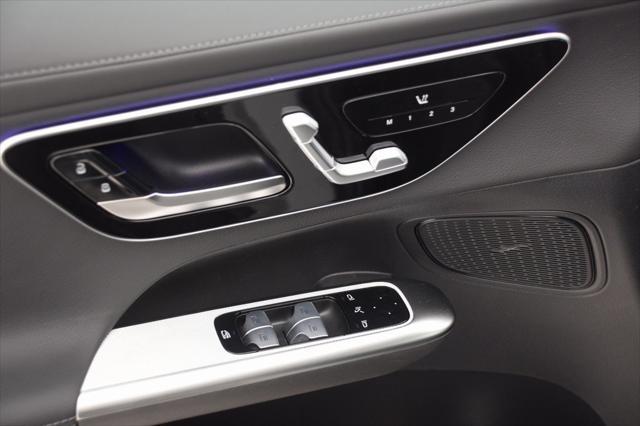 new 2025 Mercedes-Benz GLC 300 car, priced at $57,970