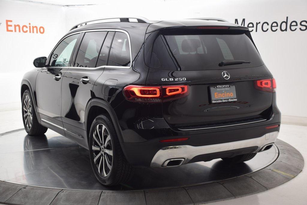 used 2022 Mercedes-Benz GLB 250 car, priced at $25,999