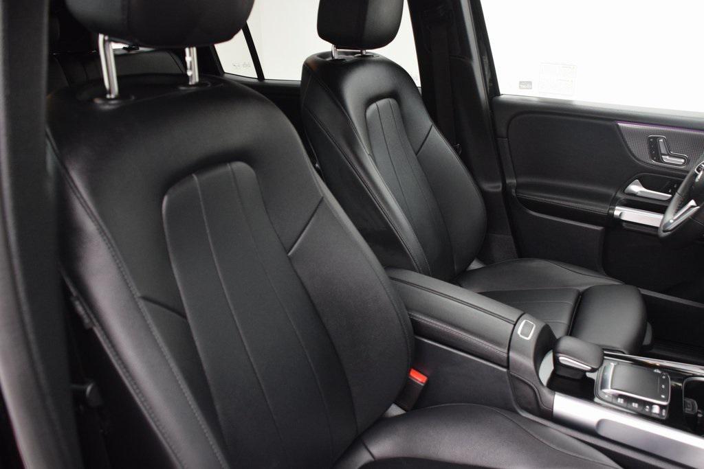 used 2022 Mercedes-Benz GLB 250 car, priced at $25,999