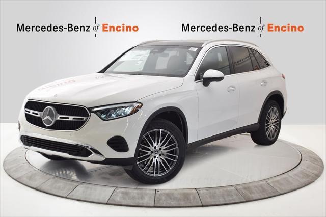 new 2025 Mercedes-Benz GLC 300 car, priced at $53,225