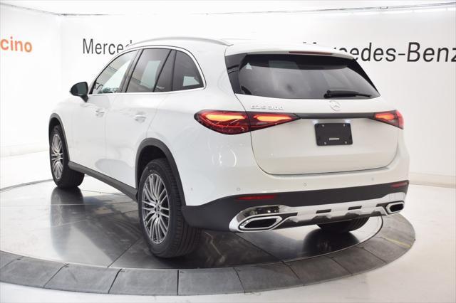 new 2025 Mercedes-Benz GLC 300 car, priced at $53,225