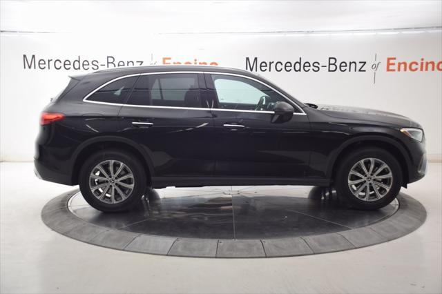 new 2025 Mercedes-Benz GLC 300 car, priced at $52,625