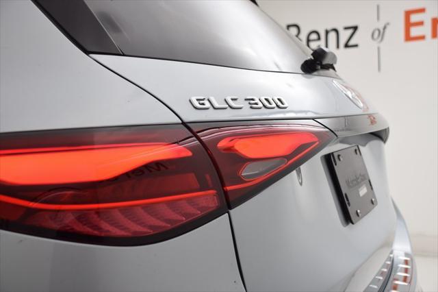 new 2025 Mercedes-Benz GLC 300 car, priced at $52,075