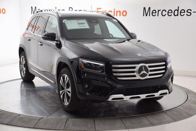 new 2025 Mercedes-Benz GLB 250 car, priced at $47,620