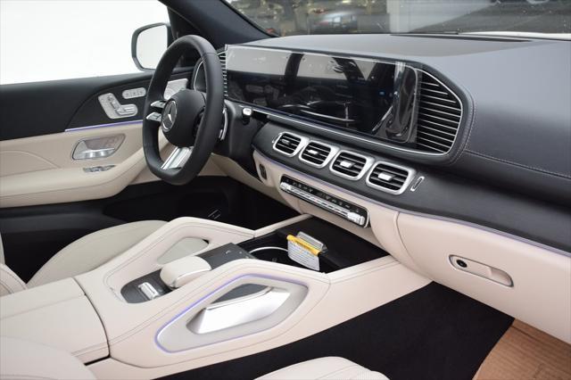 new 2025 Mercedes-Benz GLS 580 car, priced at $117,695