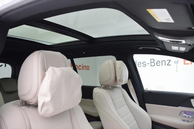 new 2025 Mercedes-Benz GLS 580 car, priced at $117,695