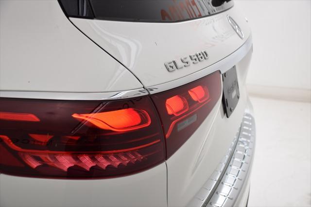new 2025 Mercedes-Benz GLS 580 car, priced at $117,695