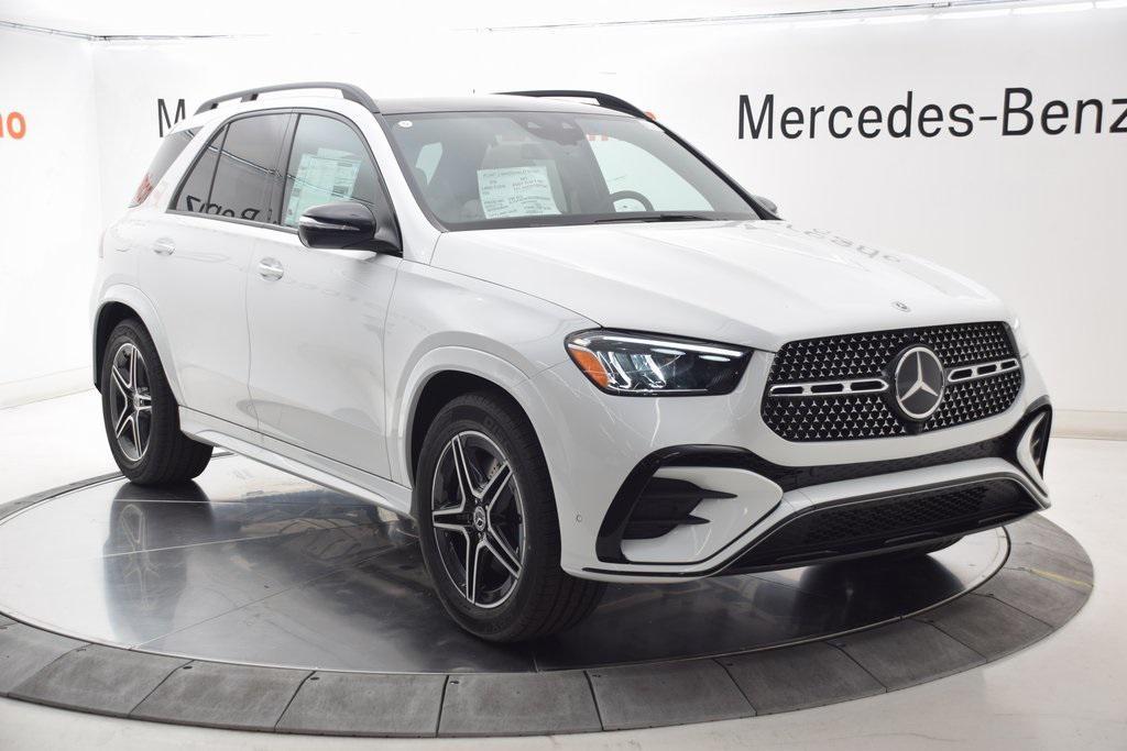 new 2025 Mercedes-Benz GLE 450 car, priced at $84,530