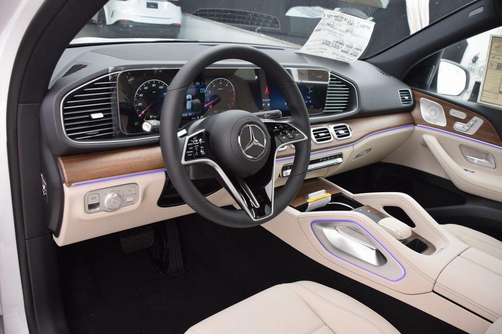 new 2025 Mercedes-Benz GLE 450 car, priced at $84,530