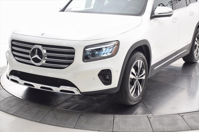 used 2025 Mercedes-Benz GLB 250 car, priced at $41,997