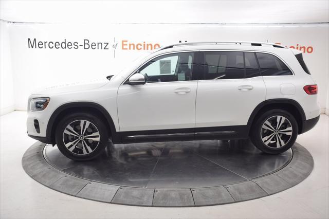 used 2025 Mercedes-Benz GLB 250 car, priced at $41,997