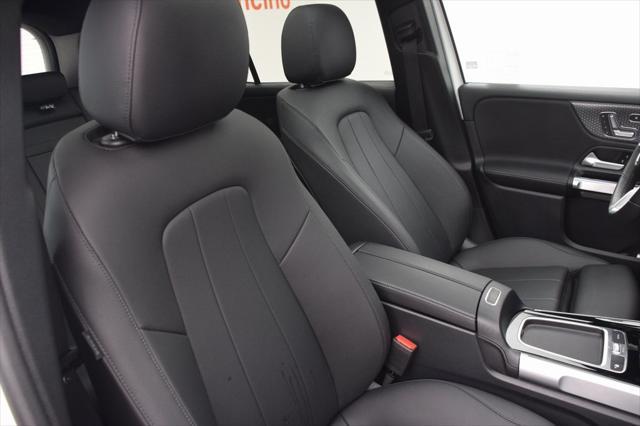 used 2025 Mercedes-Benz GLB 250 car, priced at $41,997