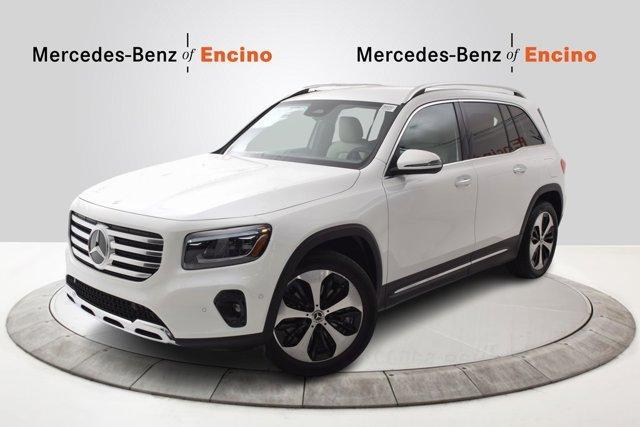 new 2024 Mercedes-Benz GLB 250 car, priced at $48,190