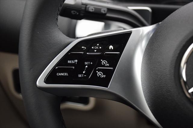 new 2025 Mercedes-Benz GLB 250 car, priced at $47,145