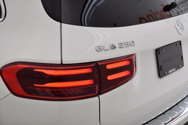 new 2025 Mercedes-Benz GLB 250 car, priced at $47,145