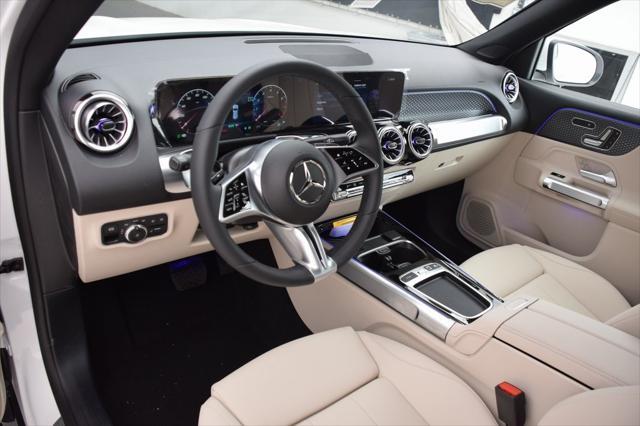 new 2025 Mercedes-Benz GLB 250 car, priced at $47,145