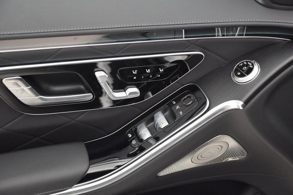 new 2025 Mercedes-Benz S-Class car, priced at $141,685
