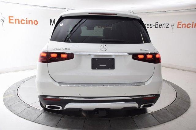 new 2024 Mercedes-Benz GLS 450 car