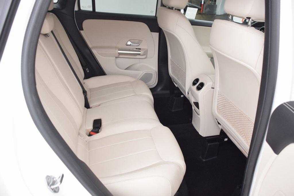 used 2022 Mercedes-Benz GLA 250 car, priced at $25,998