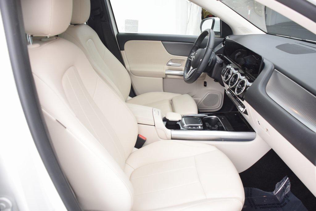 used 2022 Mercedes-Benz GLA 250 car, priced at $25,998