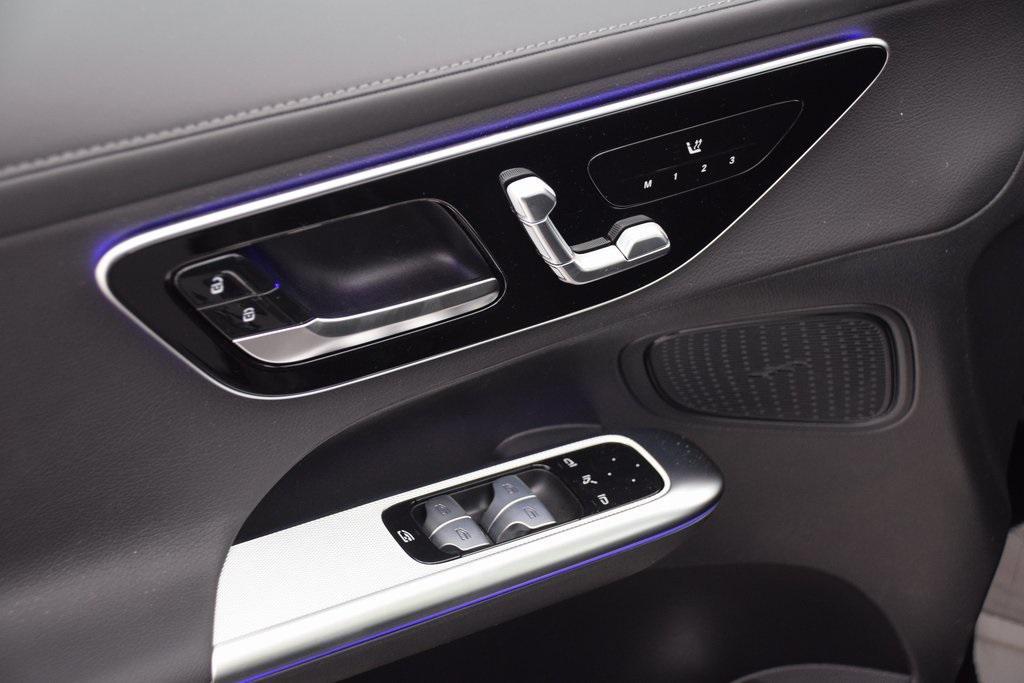 new 2025 Mercedes-Benz GLC 300 car, priced at $65,005