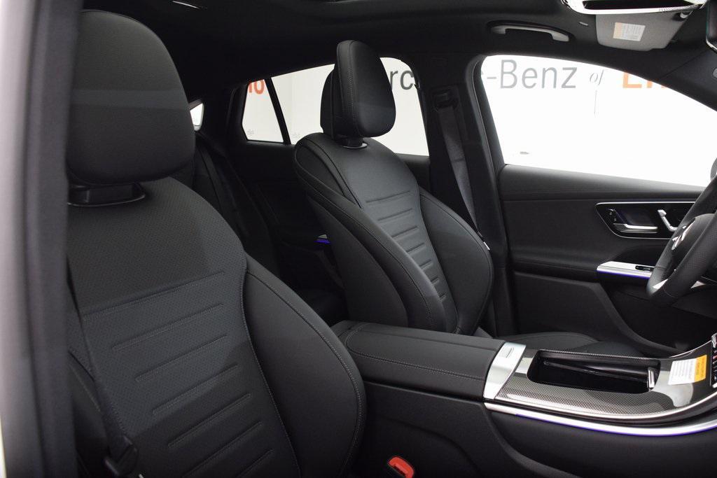 new 2025 Mercedes-Benz GLC 300 car, priced at $64,255