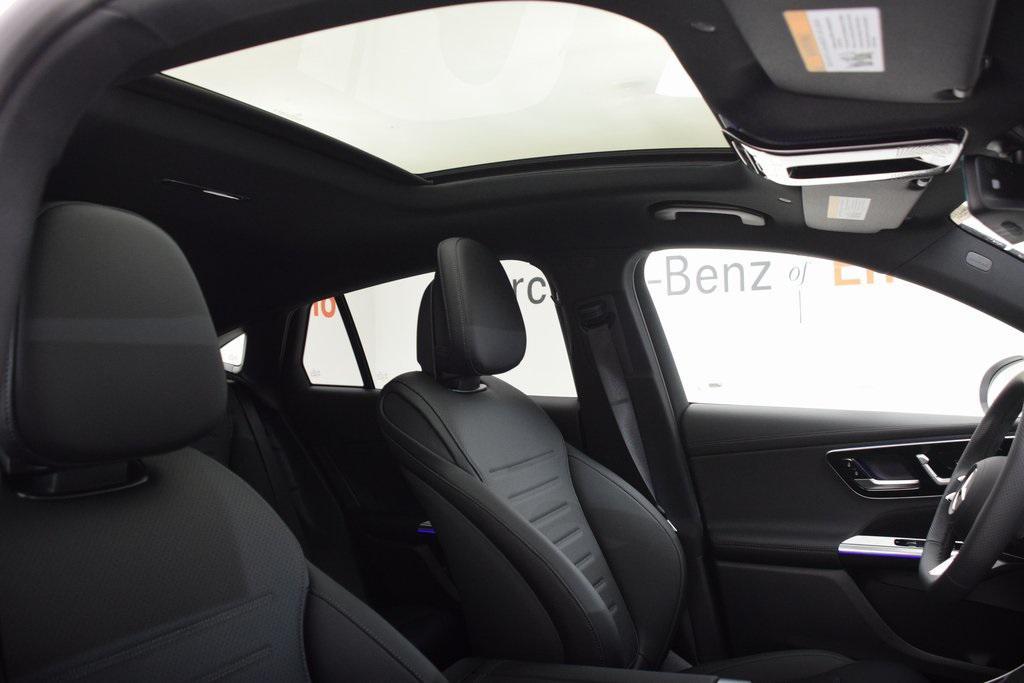 new 2025 Mercedes-Benz GLC 300 car, priced at $64,255