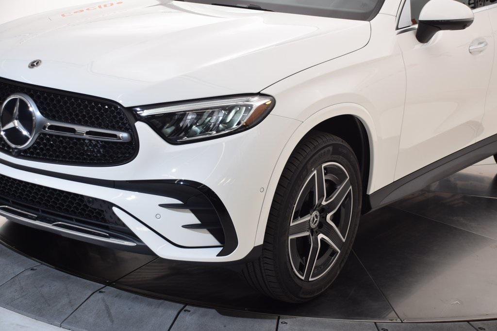 new 2025 Mercedes-Benz GLC 300 car, priced at $64,255