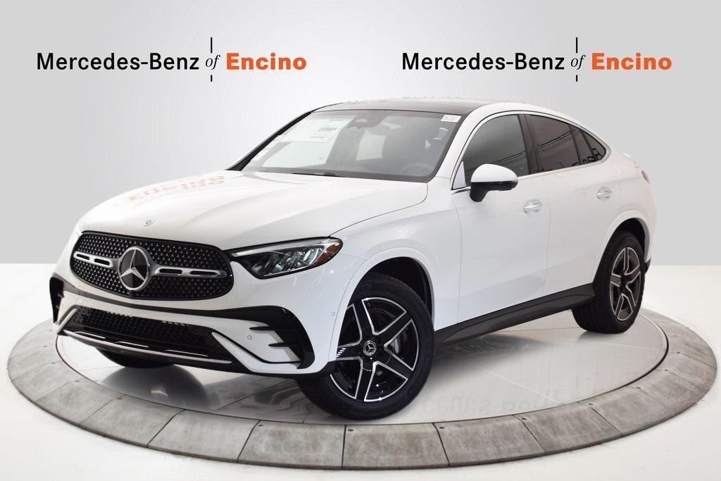new 2025 Mercedes-Benz GLC 300 car, priced at $64,255