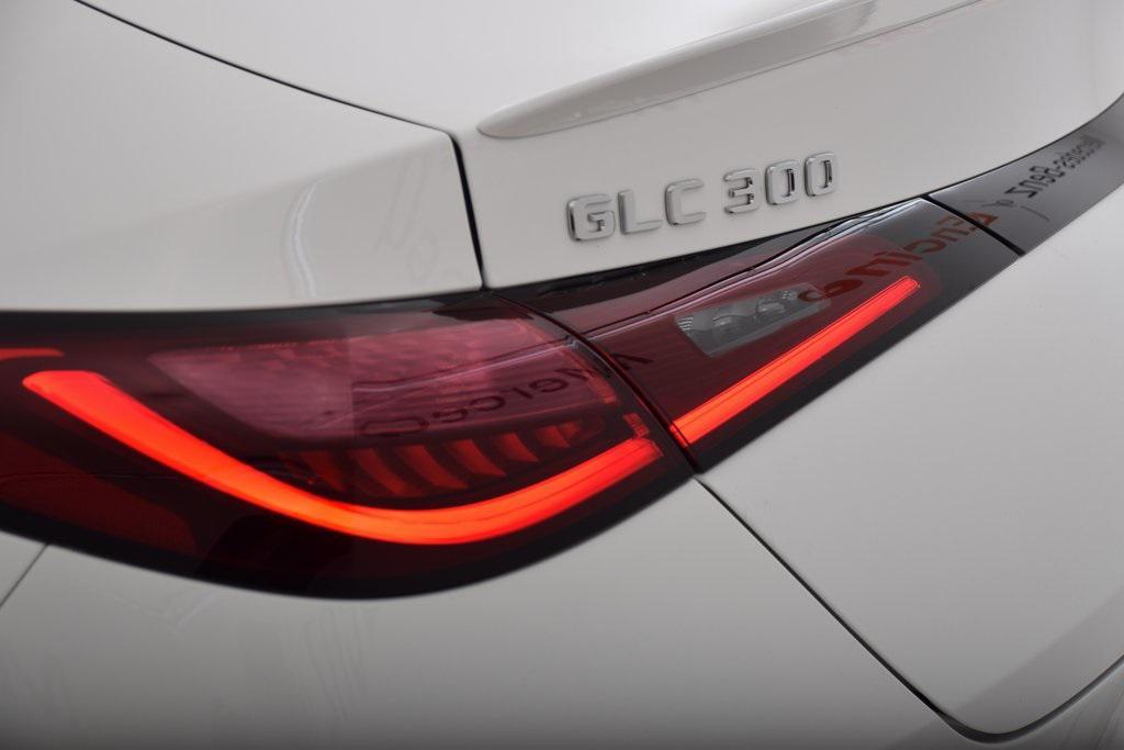 new 2025 Mercedes-Benz GLC 300 car, priced at $64,255