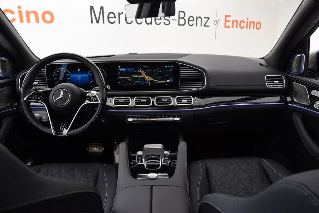 new 2024 Mercedes-Benz Maybach GLS 600 car, priced at $197,545