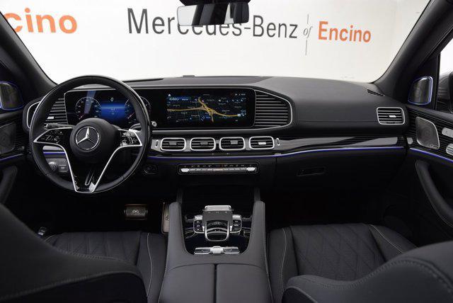 new 2024 Mercedes-Benz Maybach GLS 600 car