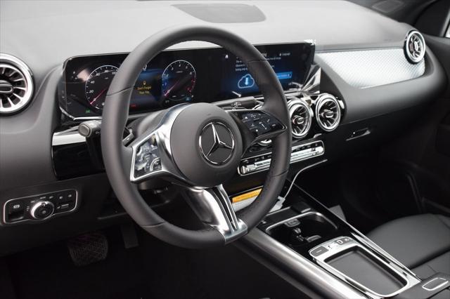 new 2025 Mercedes-Benz GLA 250 car, priced at $44,620