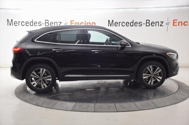 new 2025 Mercedes-Benz GLA 250 car, priced at $44,620