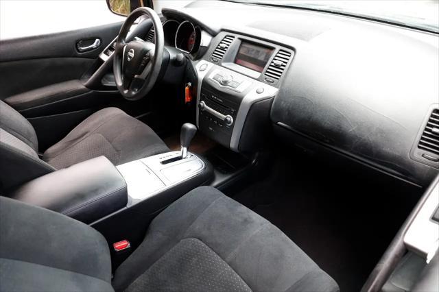 used 2009 Nissan Murano car, priced at $5,900