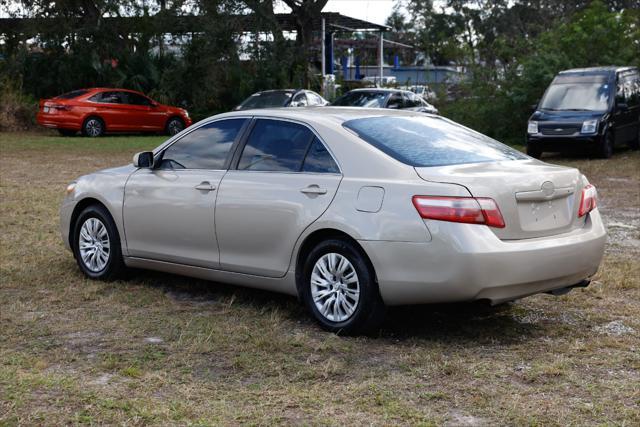 used 2007 Toyota Camry car, priced at $3,500