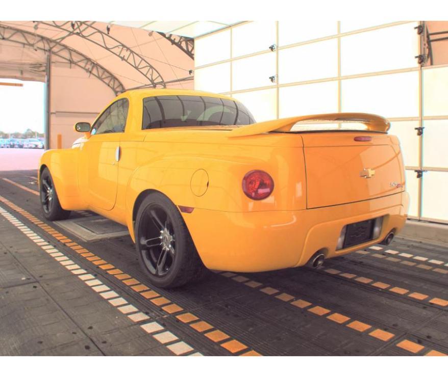 used 2004 Chevrolet SSR car, priced at $16,900