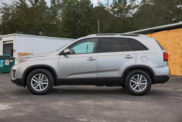 used 2014 Kia Sorento car, priced at $5,900