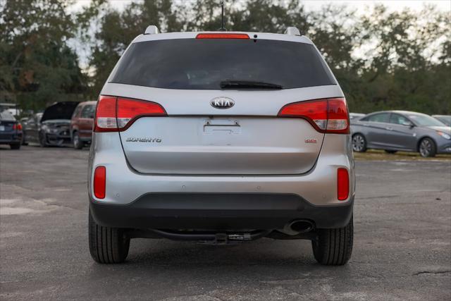 used 2014 Kia Sorento car, priced at $5,900