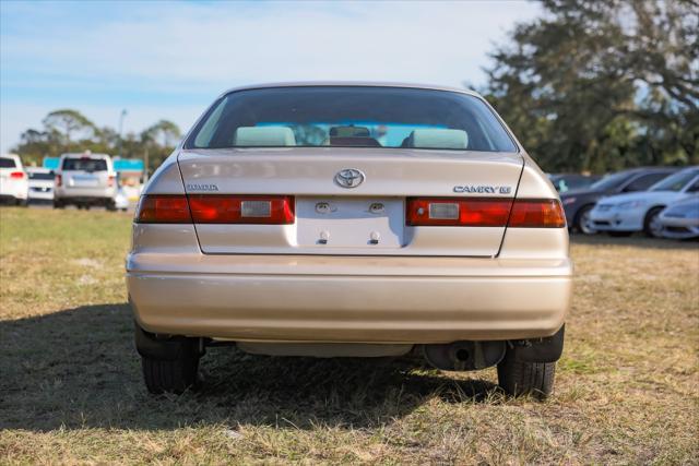 used 1998 Toyota Camry car, priced at $5,900