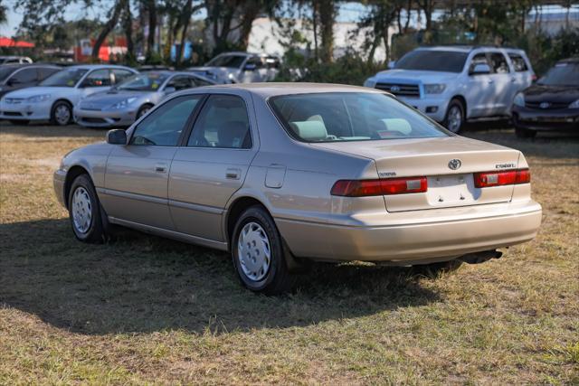 used 1998 Toyota Camry car, priced at $5,900