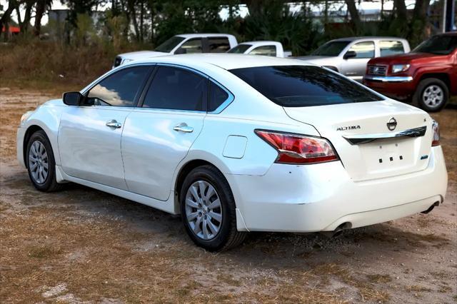 used 2014 Nissan Altima car, priced at $3,500