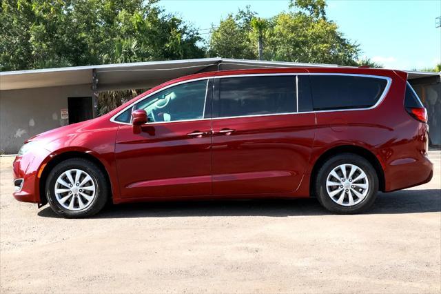 used 2018 Chrysler Pacifica car, priced at $9,500