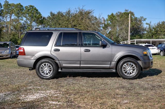 used 2013 Ford Expedition car, priced at $5,900