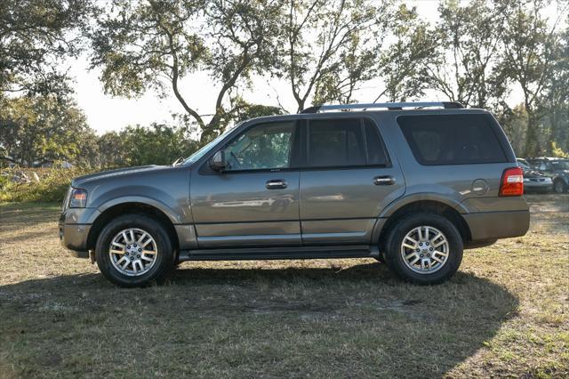 used 2013 Ford Expedition car, priced at $5,900