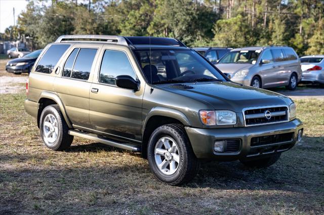 used 2004 Nissan Pathfinder car, priced at $2,900