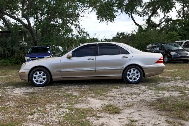 used 2000 Mercedes-Benz S-Class car, priced at $3,500