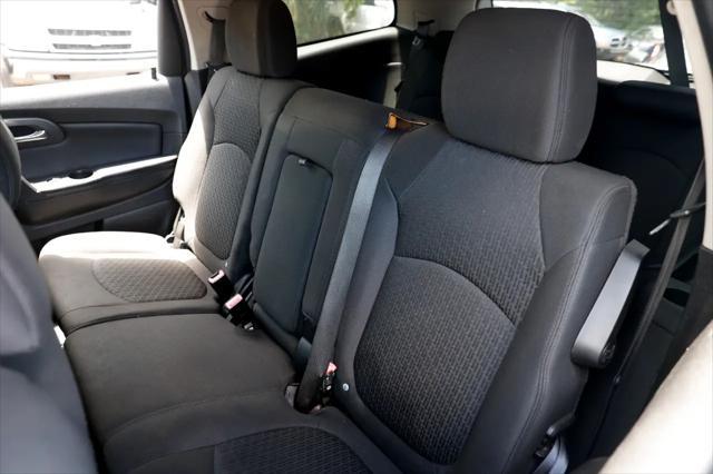 used 2011 Chevrolet Traverse car, priced at $4,500