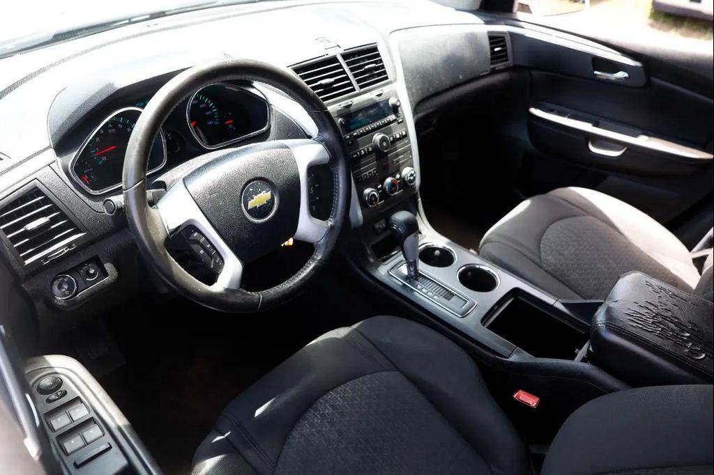 used 2011 Chevrolet Traverse car, priced at $2,700