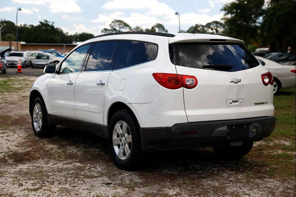 used 2011 Chevrolet Traverse car, priced at $2,700